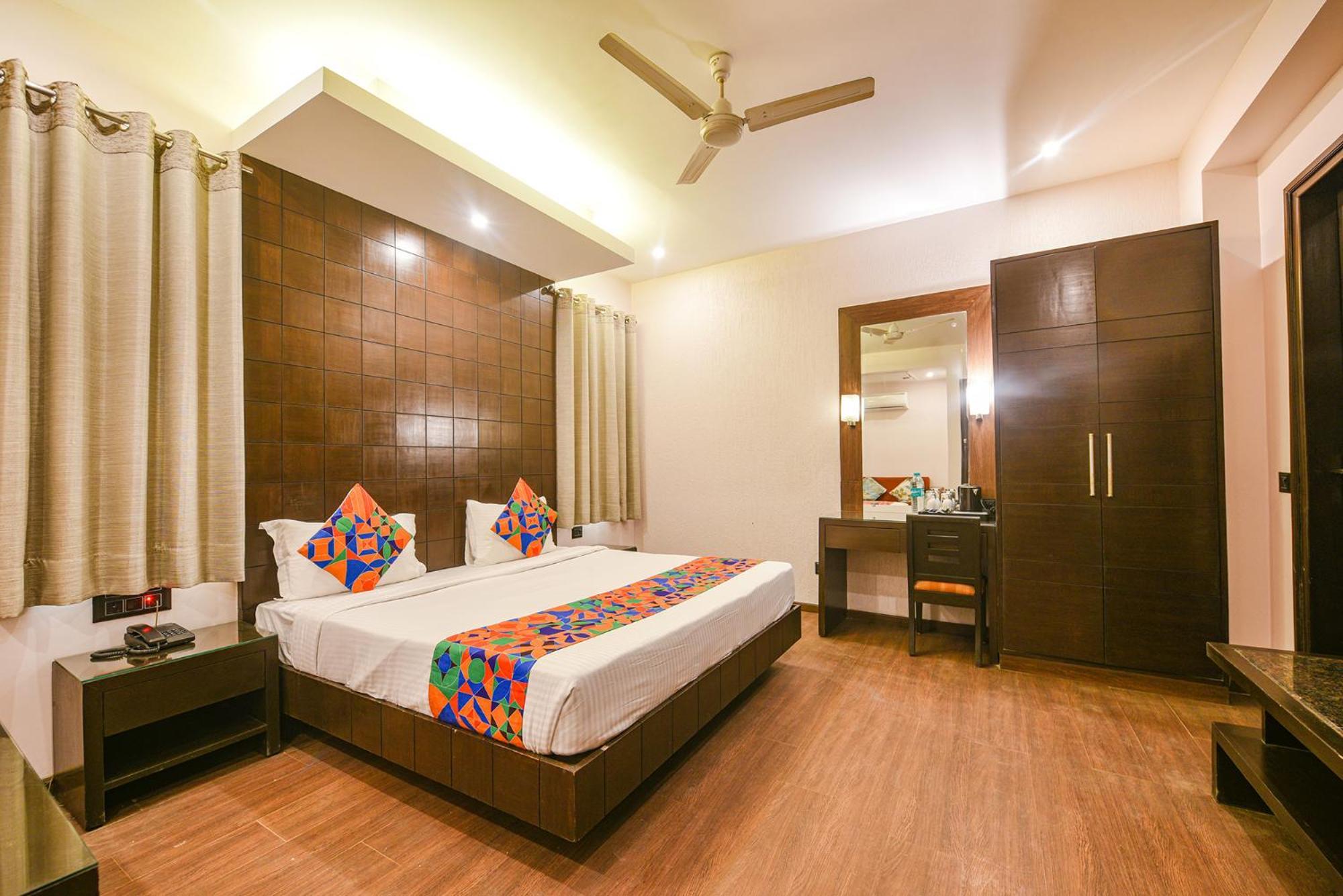 Fabhotel Aashraye Új-Delhi Kültér fotó