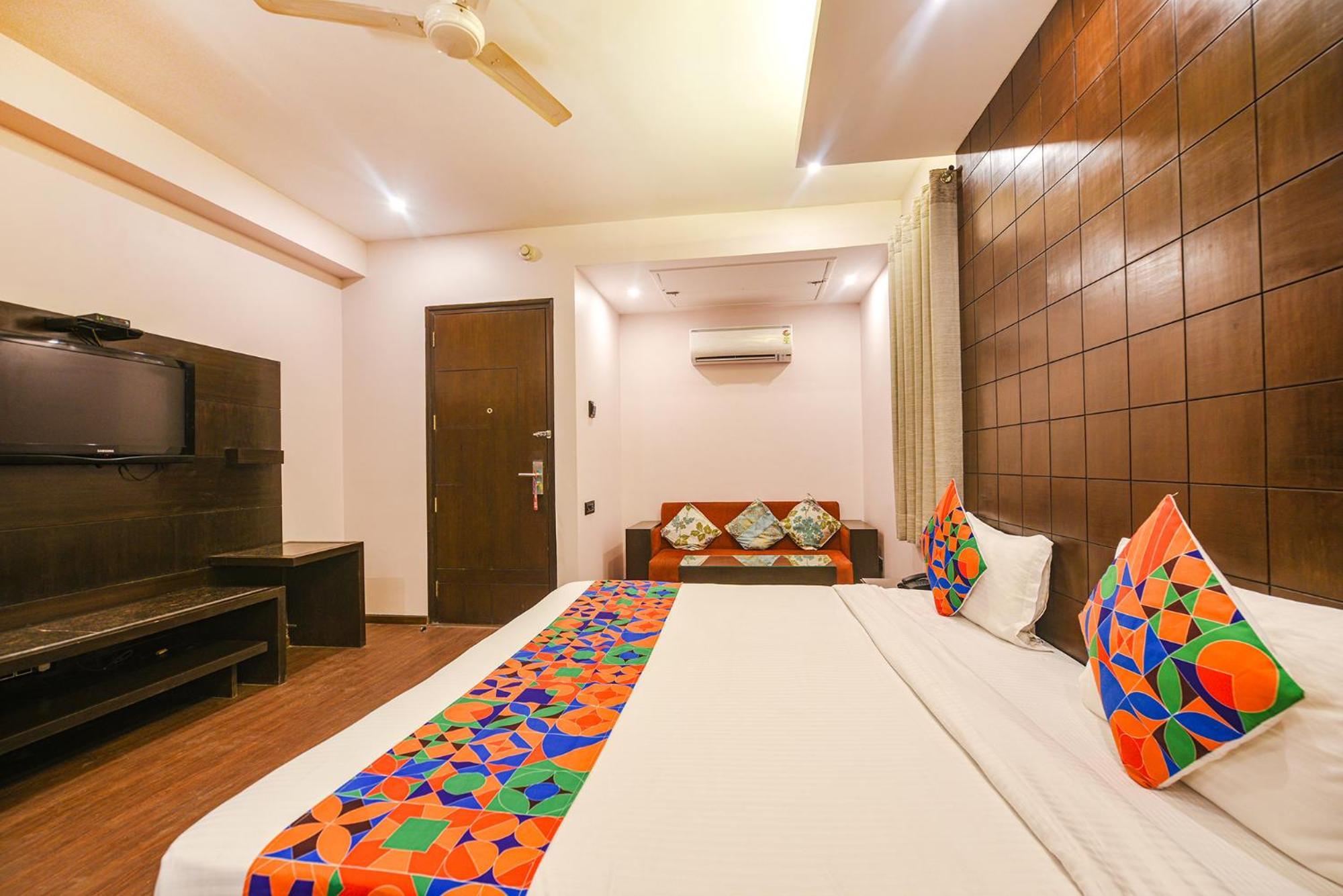 Fabhotel Aashraye Új-Delhi Kültér fotó