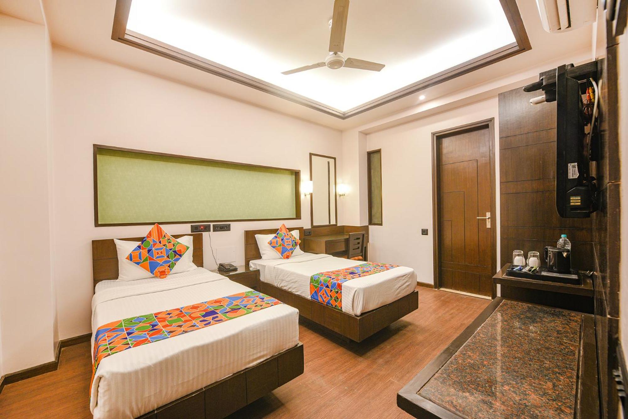Fabhotel Aashraye Új-Delhi Kültér fotó